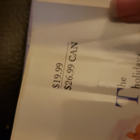 Celebrate the year with Winnie the Pooh hard cover book - Picture 4 of 5